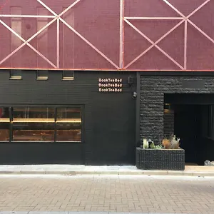 ** Hotel Book Tea Bed Shinjuku-gyoen Giappone